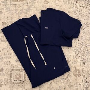 Figs Navy Scrub Set with Drawstring Pants